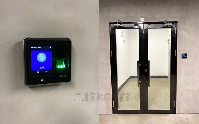 安装门禁进出双向指纹